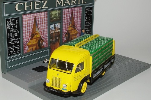 Camion miniature renault - miniature,