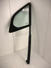 Custode avant gauche (porte)