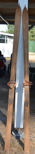 Skis bâtons en bois - skis,