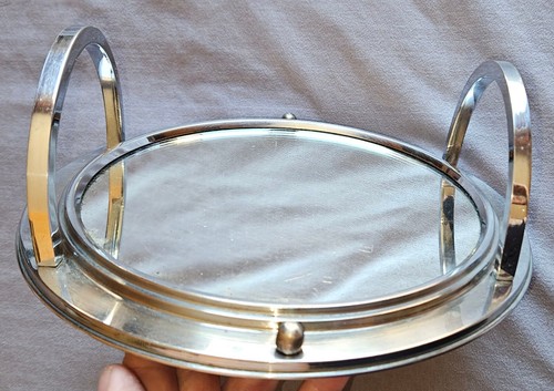 Plateau moderniste style art