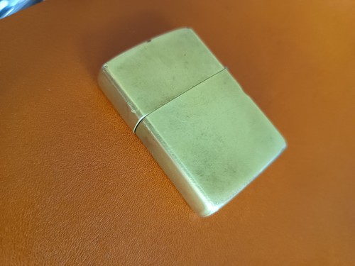 Lighter briquet essence - lighter,