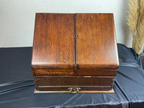 Bureau voyage courrier - de,