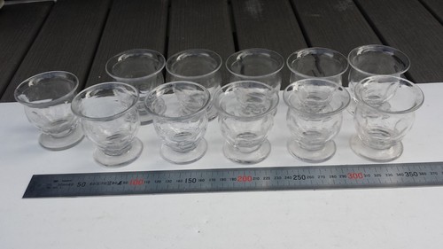 Anciens verres digestif - 13, à