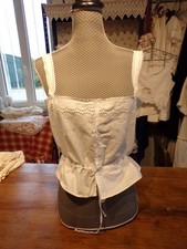 Cache corset à Bretelles