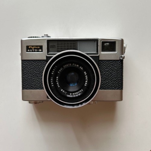 Fujica auto film camera with - film,