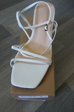 Sandales blanches lanières talon 6 cm Taille 42 (9)