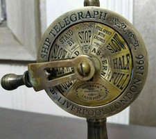 Ancien beau décor de bureau