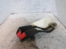 Attache ceinture arriere