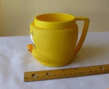 Vintage Looney Tunes Warner Brothers Mug/Cup Tweety Bird Collectible