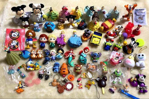 Lot porte clés figurines - de,