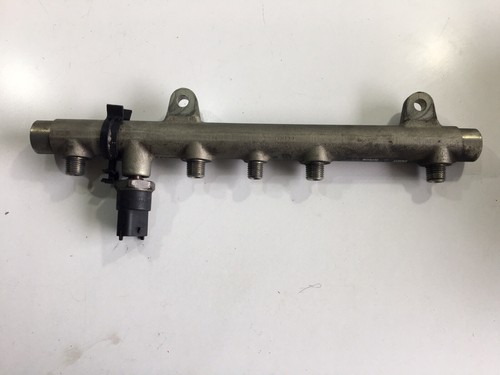 Rampe injection renault - rampe,