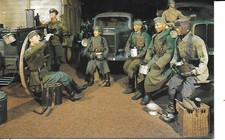 CP GUERRE "WEHRMACHT" CUISINE ROULANTE ET GROUPE DE SOLDATS