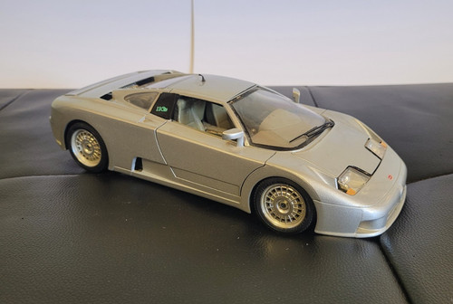 Bburago 1991 bugatti eb110 - 1991,