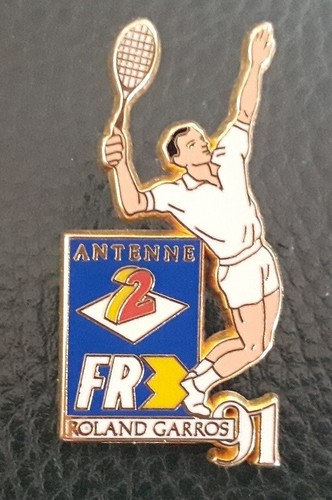 Pin arthus bertrand tennis - pin's,