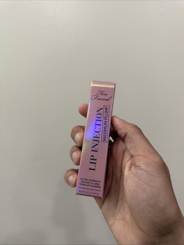 Too faced lip injection max - faced,