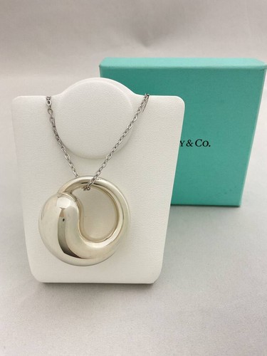 Authentique collier pendentif