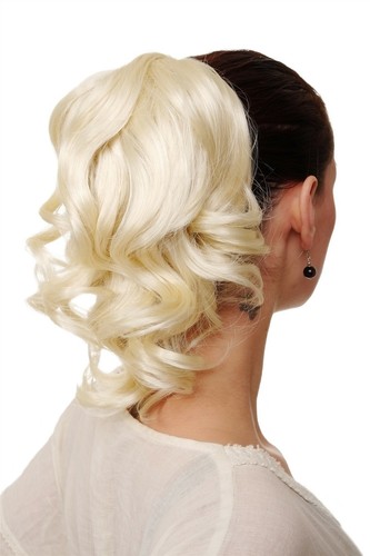 Postiche tresse ondulée mi - /,