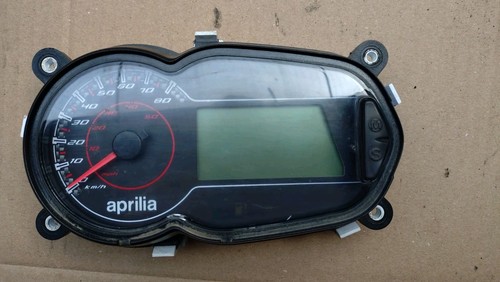 Compteur speedometer piaggio - compteur,