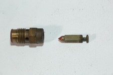 siège et pointeau de flotteur