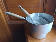 2 Anciennes Casseroles spéciales Poêles à bois en Aluminium TOURNUS & RHODA