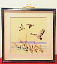 * TABLEAU SOUS VERRE * ENVOLEE DE 3 CANARDS * VERITABLES PLUMES & VEGETAUX *