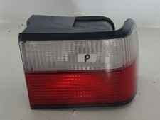 Feu arrière passager pour Citroen xantia hdi de 1999