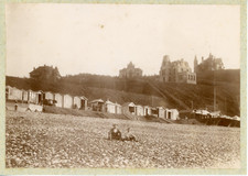 France, plage de galets de