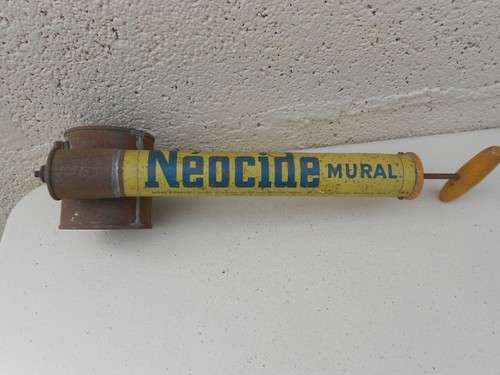 Ancien pulvérisateur néocide - ancien,