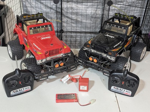 Lot vtg nikko - nikko, jeep