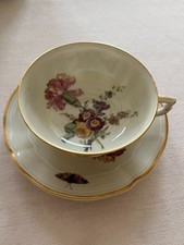 Service à thé en porcelaine
