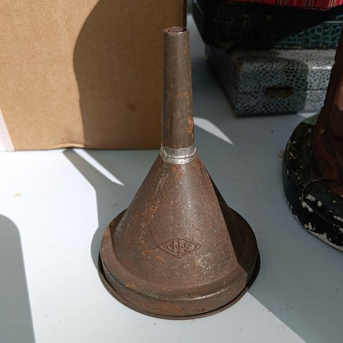 Entonnoir ancien tole acier - ancien,