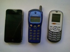 lot 3 téléphones Vintage IPHONE 8GB - ALCATEL BE4  HS - BIC Phone Alcatel (s'all