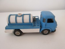Camion transport lait saviem - lait,