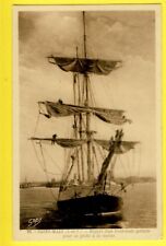cpa Bretagne 35 - St MALO Départ d'un 3 MÂTS GOËLETTE Pêche à la MORUE Voilier