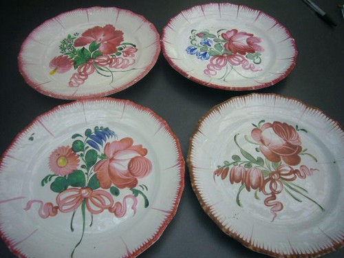 Four plates faience - plates, in