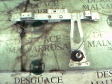 LEVE GLACE ARRIÈRE DROIT /