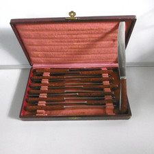 12 couteaux bakelite inox