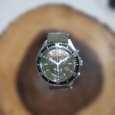 Montre chronographe solaire