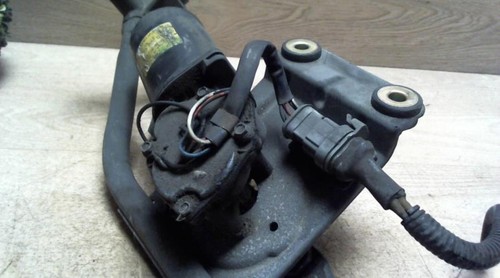 Moteur essuie glace avant