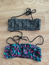 2 hauts de maillot de bain formes bandeaux taille 90B marque Décathlon neufs