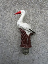 Ancien rare bec verseur en métal peint cigogne Alsace objet non publicitaire.