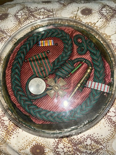 Ensemble fourragère - fourragère, et