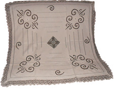 Ancienne nappe à thé