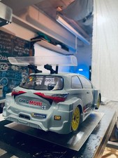 Voiture RC à suspension normale modifiée Tamiya TT02 avec carrosserie Yaris 1/10