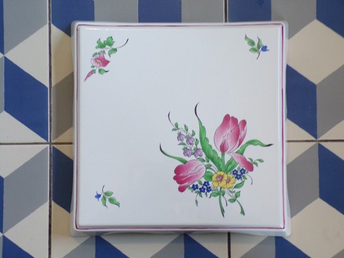 Ancien dessous - ancien-dessous, de