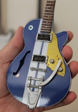 Eddie Vedder - Duesenberg Blue