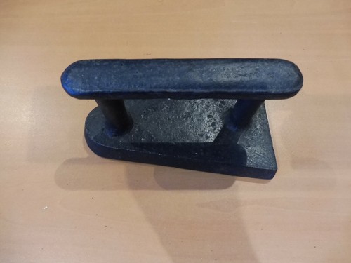 Old vintage cast - old,