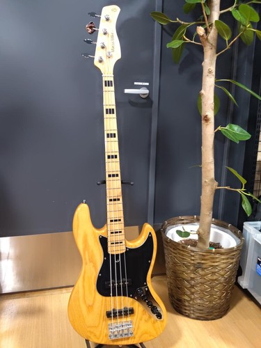 Guitare basse électrique sire - guitare,