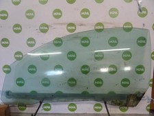 Vitre avant gauche PEUGEOT 206