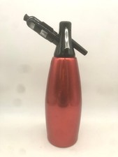 Siphon à eau de seltz , gazéificateur d'eau en métal rouge